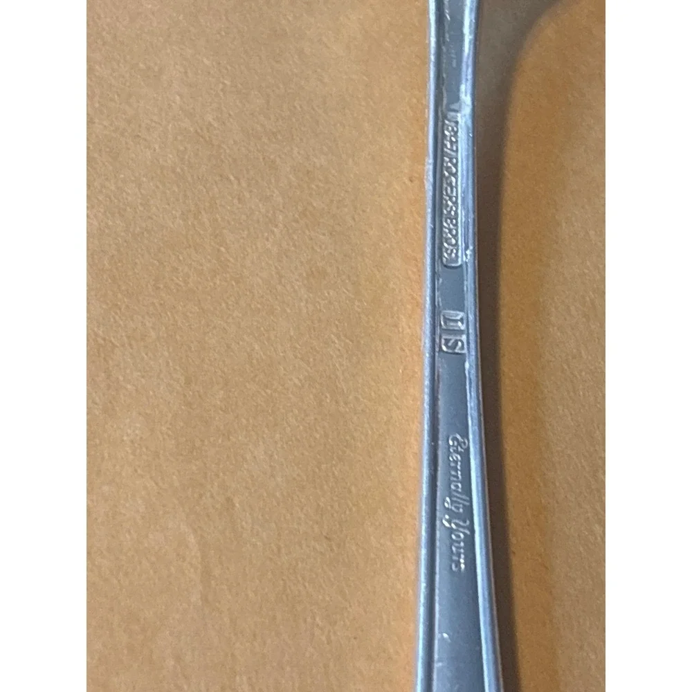 1847 Rogers Bros Cocktail Forks Set of 2 Silverplate Eternally Yours‎ Good 6in